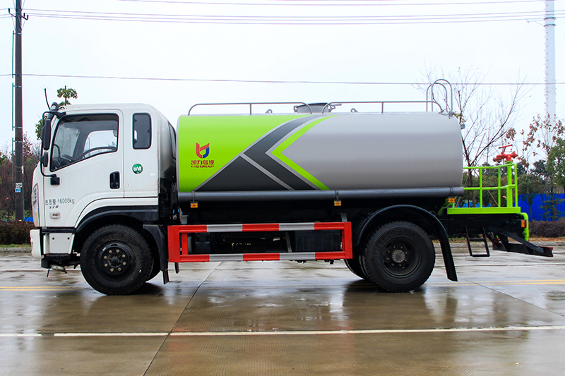 東風(fēng)專底D1L灑水車（12.3方）