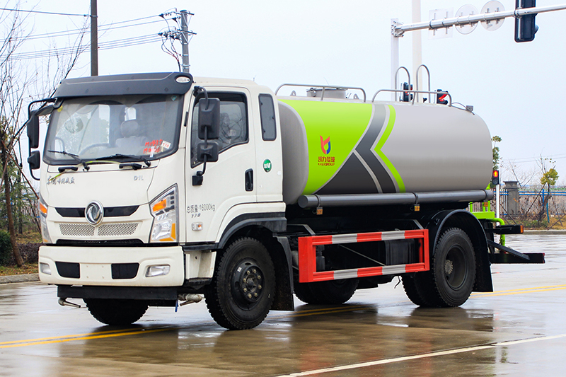 東風(fēng)專底D1L灑水車（12.3方）