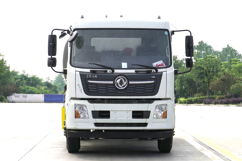 東風天錦霧炮車（13.3方）（30米霧炮）