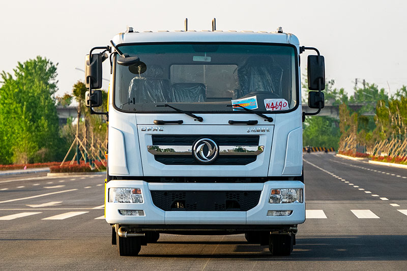 東風(fēng)D9噴霧車（12方13.6方14方15.9方）（30米霧炮）