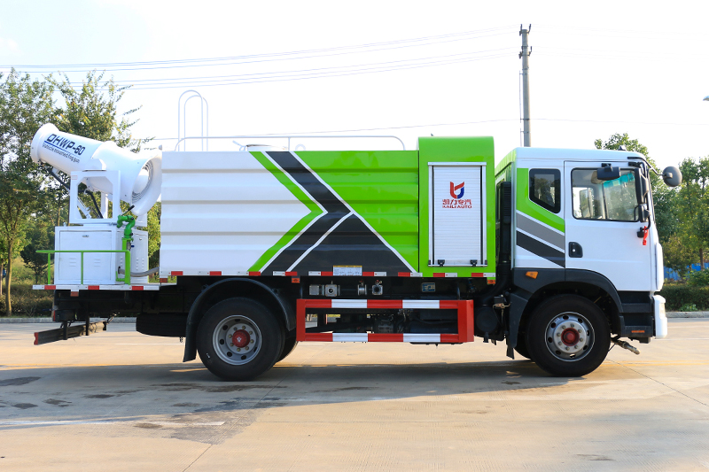 東風(fēng)D9抑塵車（方罐）（11.5方）（30~100米霧炮）