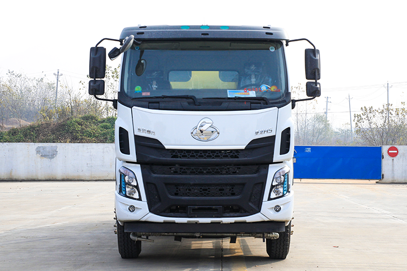 柳汽乘龍后八輪H5抑塵車（17方）（80~120米霧炮）