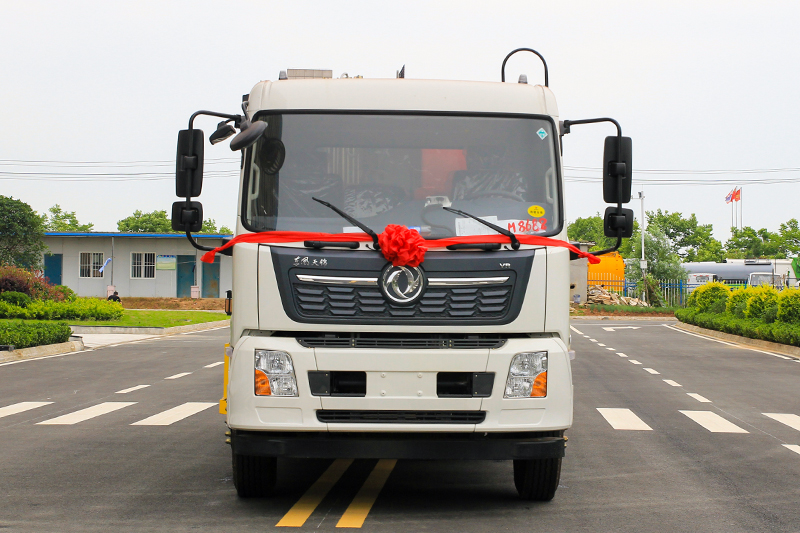 東風天錦壓縮式垃圾車（14方 18方）