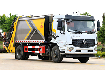 東風(fēng)專底D3L壓縮式垃圾車（13方）