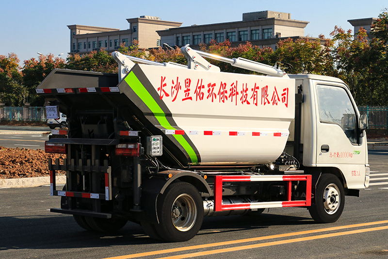 江淮康鈴X1無泄漏后裝掛桶垃圾車（3.5方 3方）
