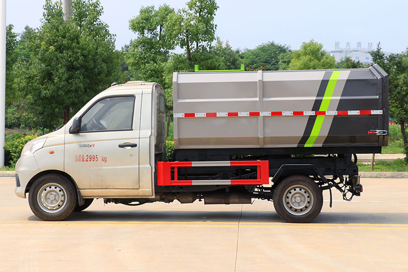 福田祥菱V1側裝掛桶垃圾車（3方）