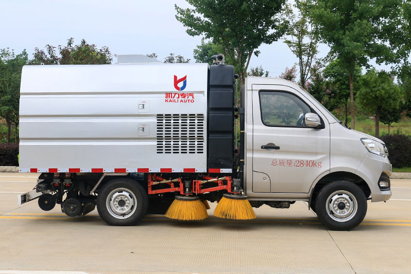 長安掃路車（0.5水1.5塵）