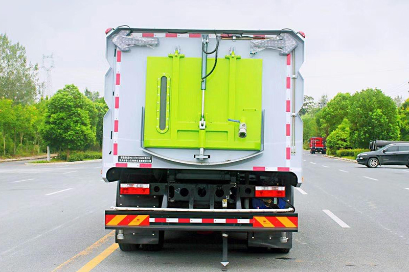 東風(fēng)D9洗掃車（9水7塵）