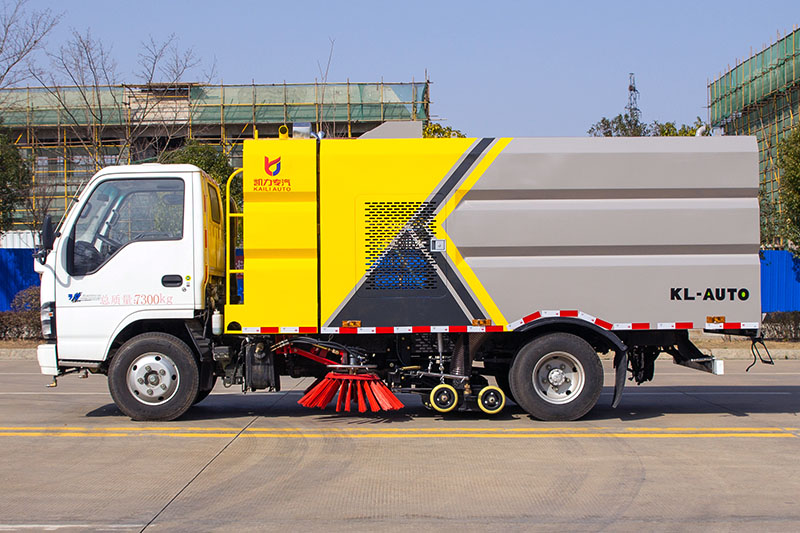 五十鈴洗掃車（4水 5塵）