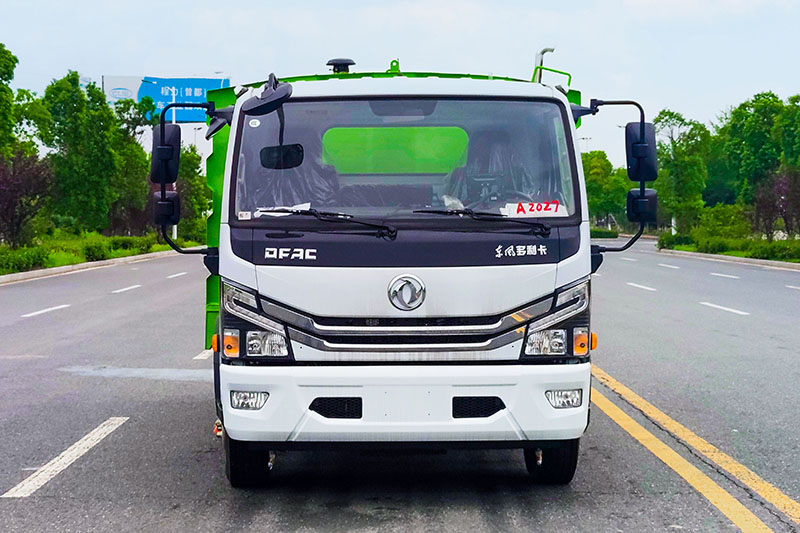 東風(fēng)大多利卡洗掃車（4水 5塵）