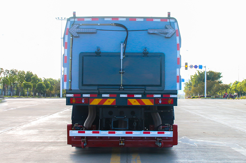 東風天錦吸塵車（選裝后置滾刷 3水7塵）（2水7塵）